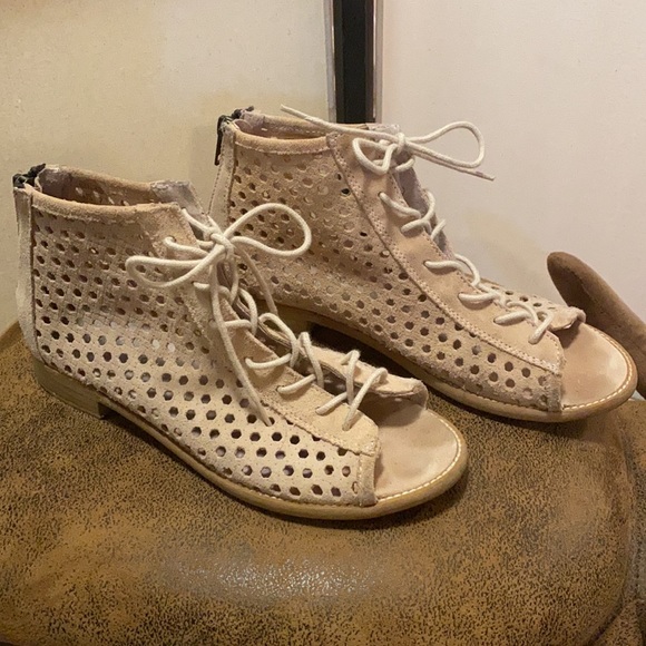 Musse & Cloud Aiden Pink Sandals/Booties - Picture 4 of 8